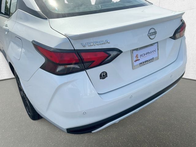 2024 Nissan Versa 1.6 SR