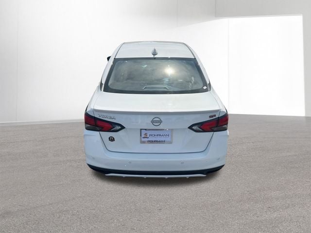 2024 Nissan Versa 1.6 SR