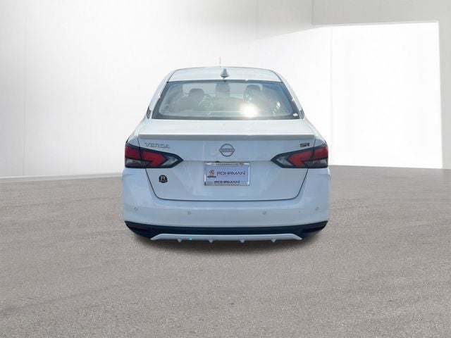 2024 Nissan Versa 1.6 SR