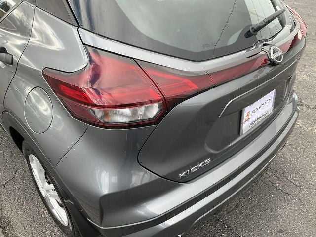 2022 Nissan Kicks S