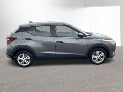 2022 Nissan Kicks S