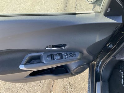 2022 Nissan Kicks SV