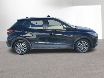 2022 Nissan Kicks SV