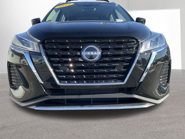 2022 Nissan Kicks SV