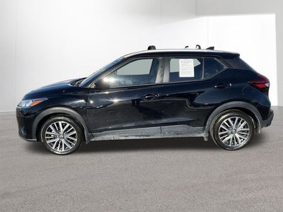 2022 Nissan Kicks SV