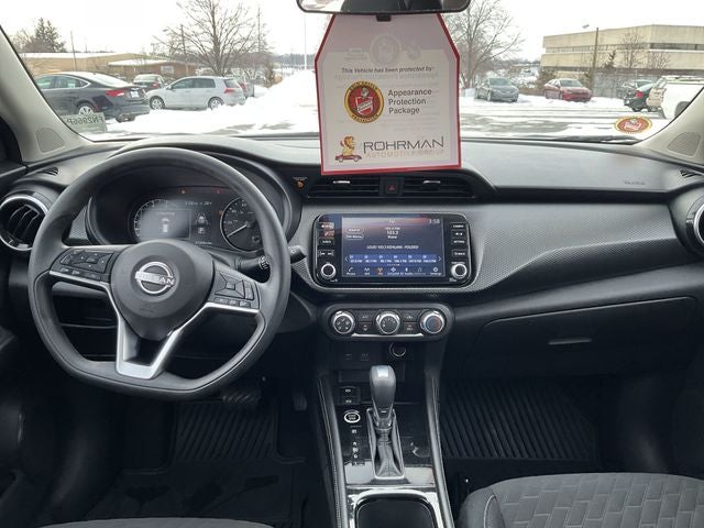 2023 Nissan Kicks SV