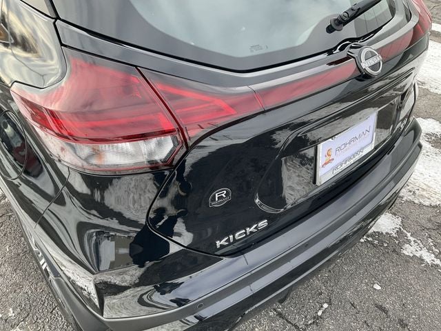 2023 Nissan Kicks SV