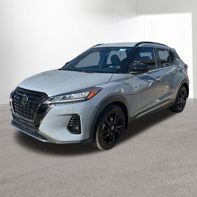 2021 Nissan Kicks SR