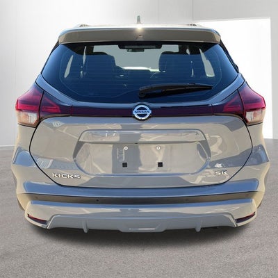 2021 Nissan Kicks SR
