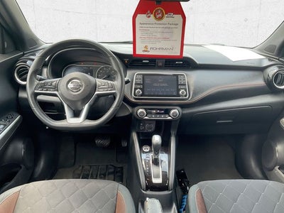 2020 Nissan Kicks SR