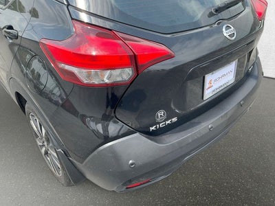 2020 Nissan Kicks SR