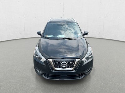 2020 Nissan Kicks SR