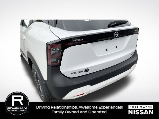 2027 Nissan Kicks SV