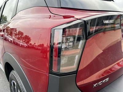 2025 Nissan Kicks SV