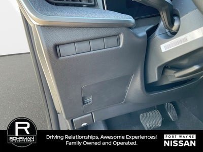 2027 Nissan Kicks SV