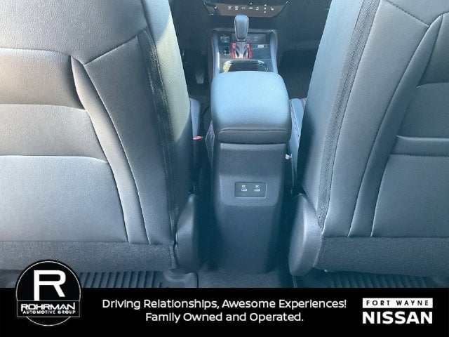 2027 Nissan Kicks SR