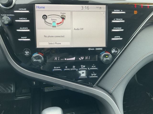 2020 Toyota Camry Hybrid XLE