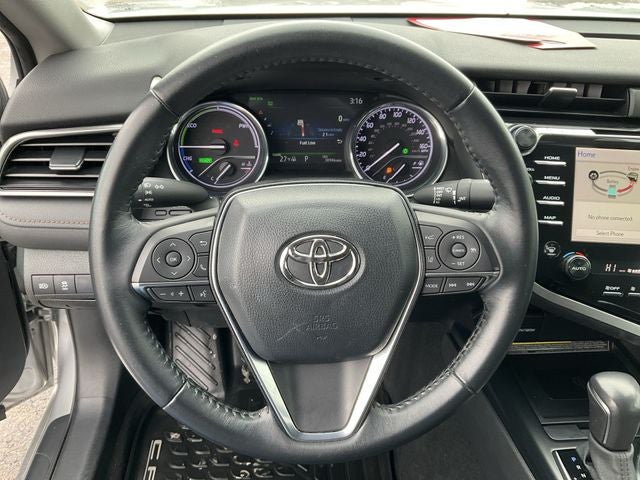 2020 Toyota Camry Hybrid XLE