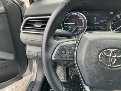 2020 Toyota Camry Hybrid XLE