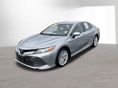 2020 Toyota Camry Hybrid XLE