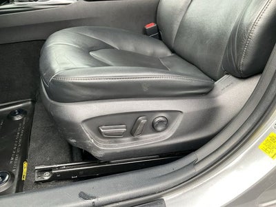 2020 Toyota Camry Hybrid XLE