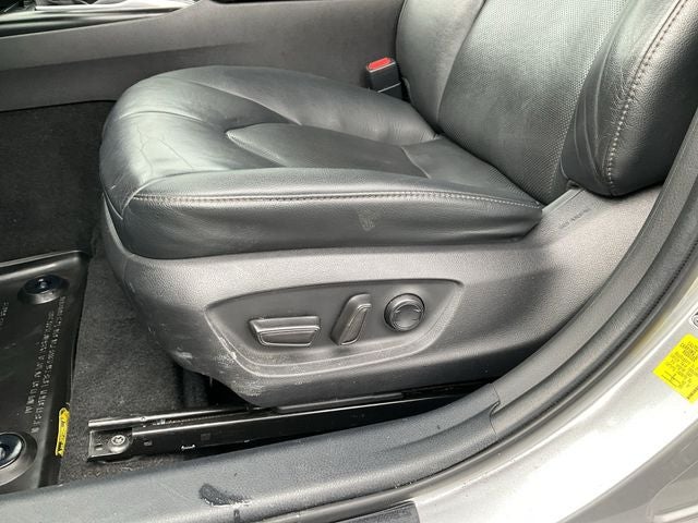 2020 Toyota Camry Hybrid XLE