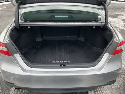 2020 Toyota Camry Hybrid XLE