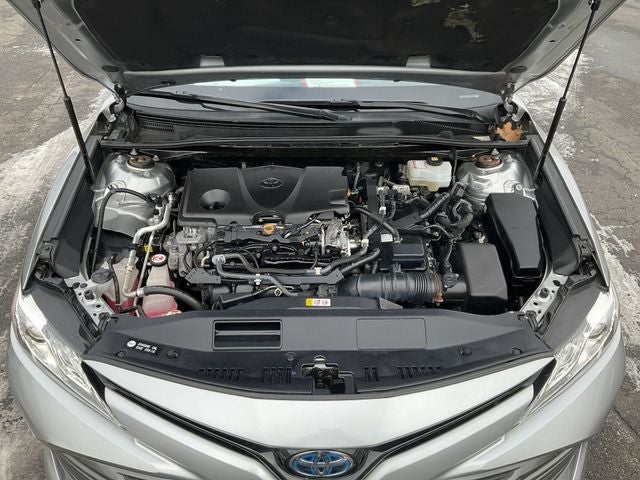 2020 Toyota Camry Hybrid XLE