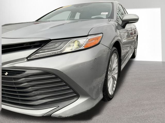 2020 Toyota Camry Hybrid XLE