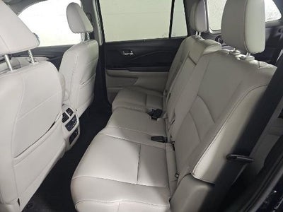 2022 Honda Pilot Touring 8 Passenger