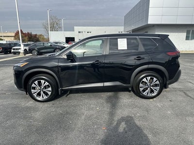 2022 Nissan Rogue SV
