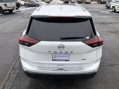 2026 Nissan Rogue SV