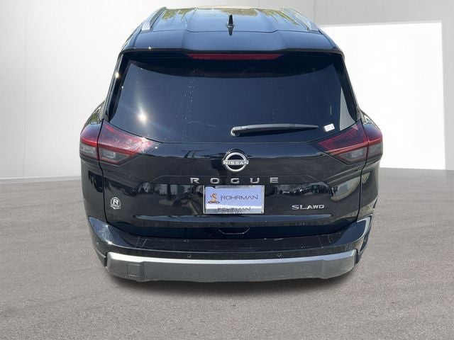 2026 Nissan Rogue SL