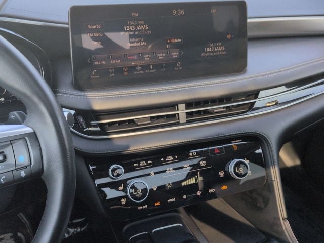 2022 INFINITI QX60 LUXE