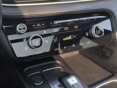 2022 INFINITI QX60 LUXE