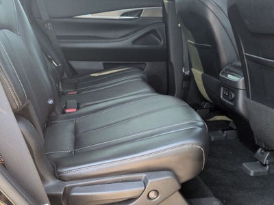 2022 INFINITI QX60 LUXE