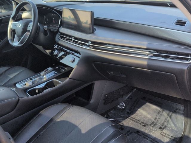 2022 INFINITI QX60 LUXE