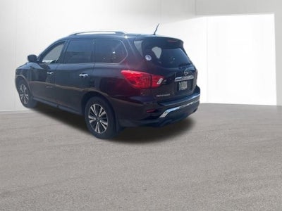 2017 Nissan Pathfinder SL