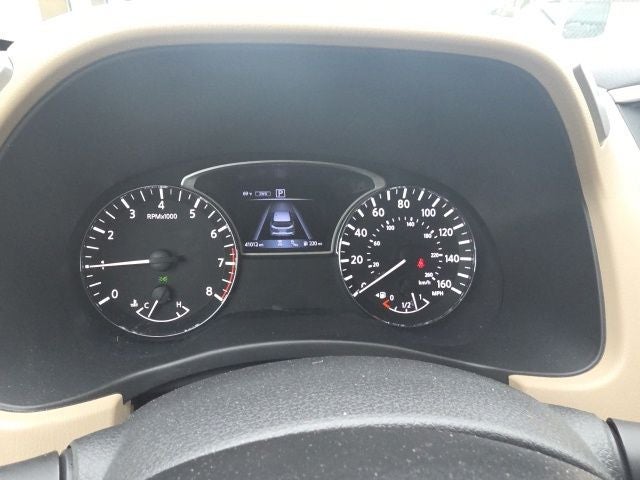 2019 Nissan Pathfinder SV