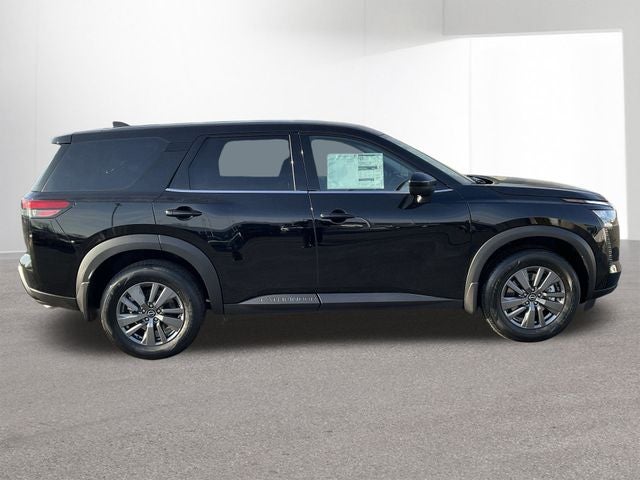 2026 Nissan Pathfinder S