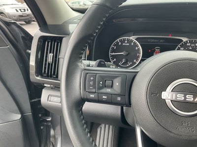 2024 Nissan Pathfinder SV
