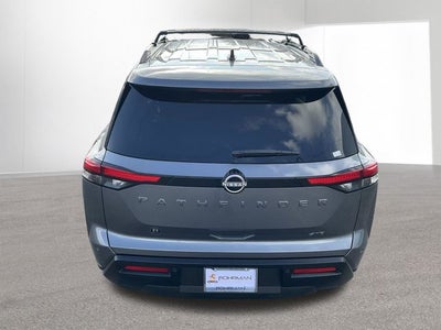 2026 Nissan Pathfinder SV