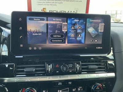 2026 Nissan Pathfinder SV