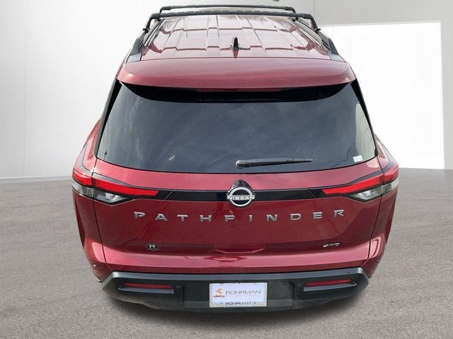 2026 Nissan Pathfinder SV