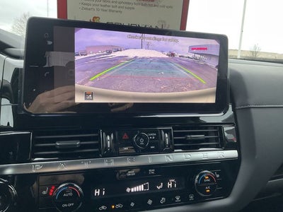 2026 Nissan Pathfinder SV