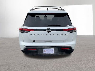 2026 Nissan Pathfinder SV