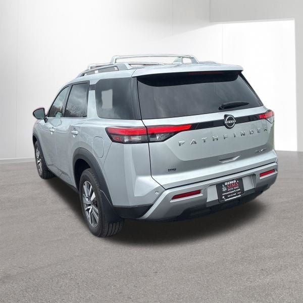2024 Nissan Pathfinder SL