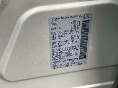 2024 Nissan Pathfinder SL