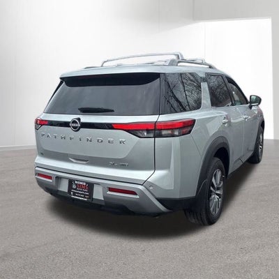 2024 Nissan Pathfinder SL