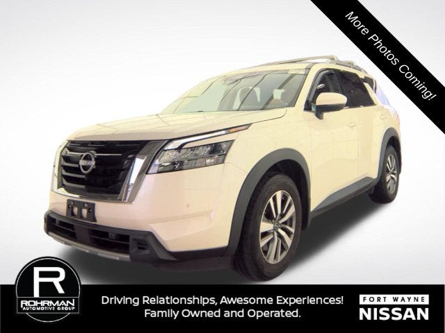 2024 Nissan Pathfinder SL